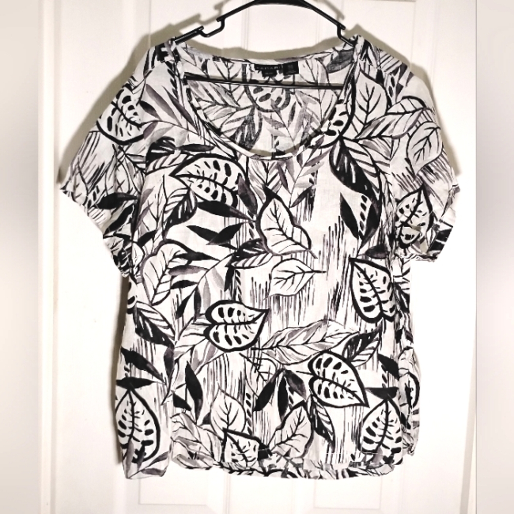 Linen Top Pullover Short Sleeve Tahari